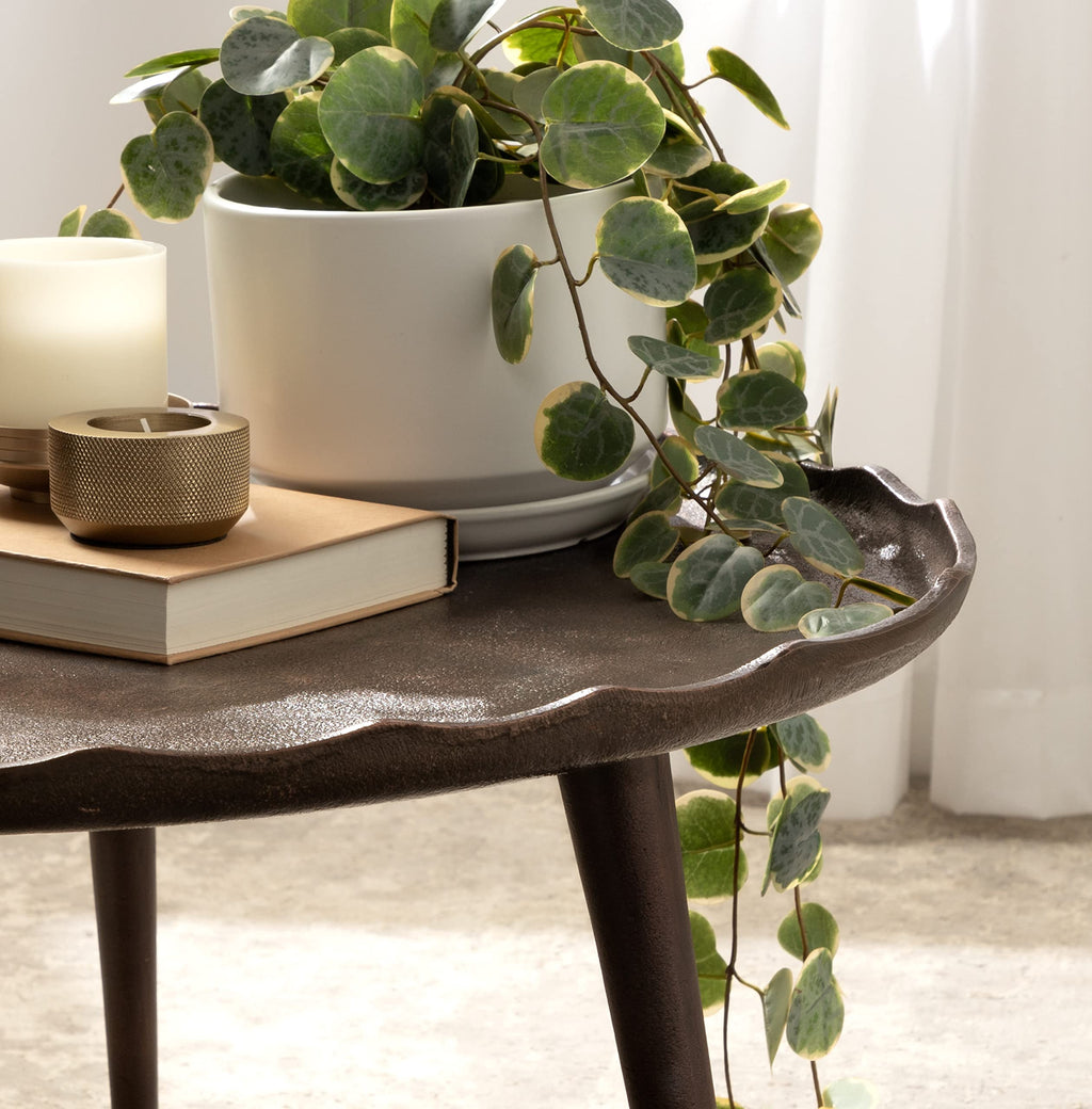 Kate and Laurel Alessia Modern Coffee Table, 26 x 26 x 15, Gold, Metal Coffee Table with Antique Detailing for Storage and Display